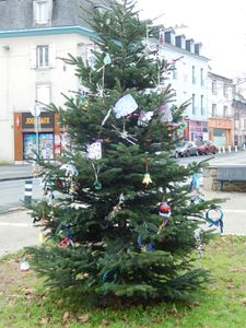 Noël à Saint-Marc 2018 - sapin 02.jpg